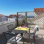 Place 2 Apartament
